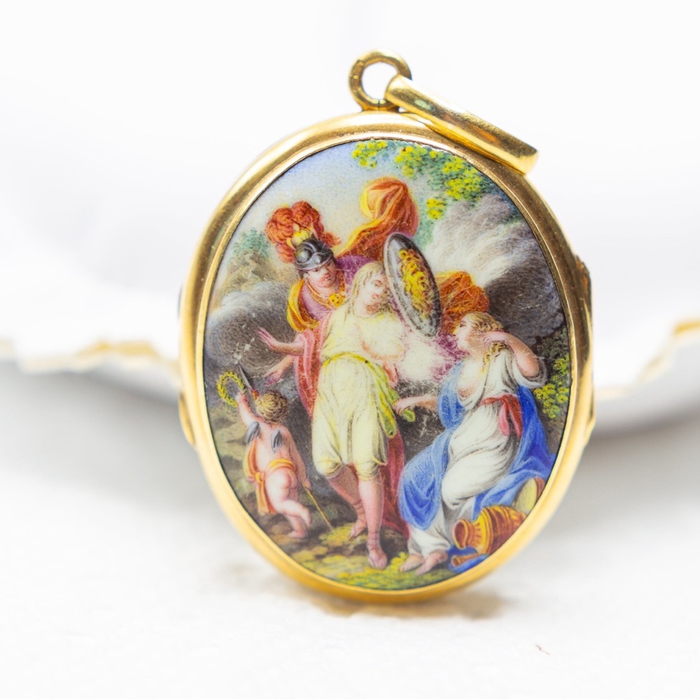 Antique miniature painting locket pendent I 18 k gold